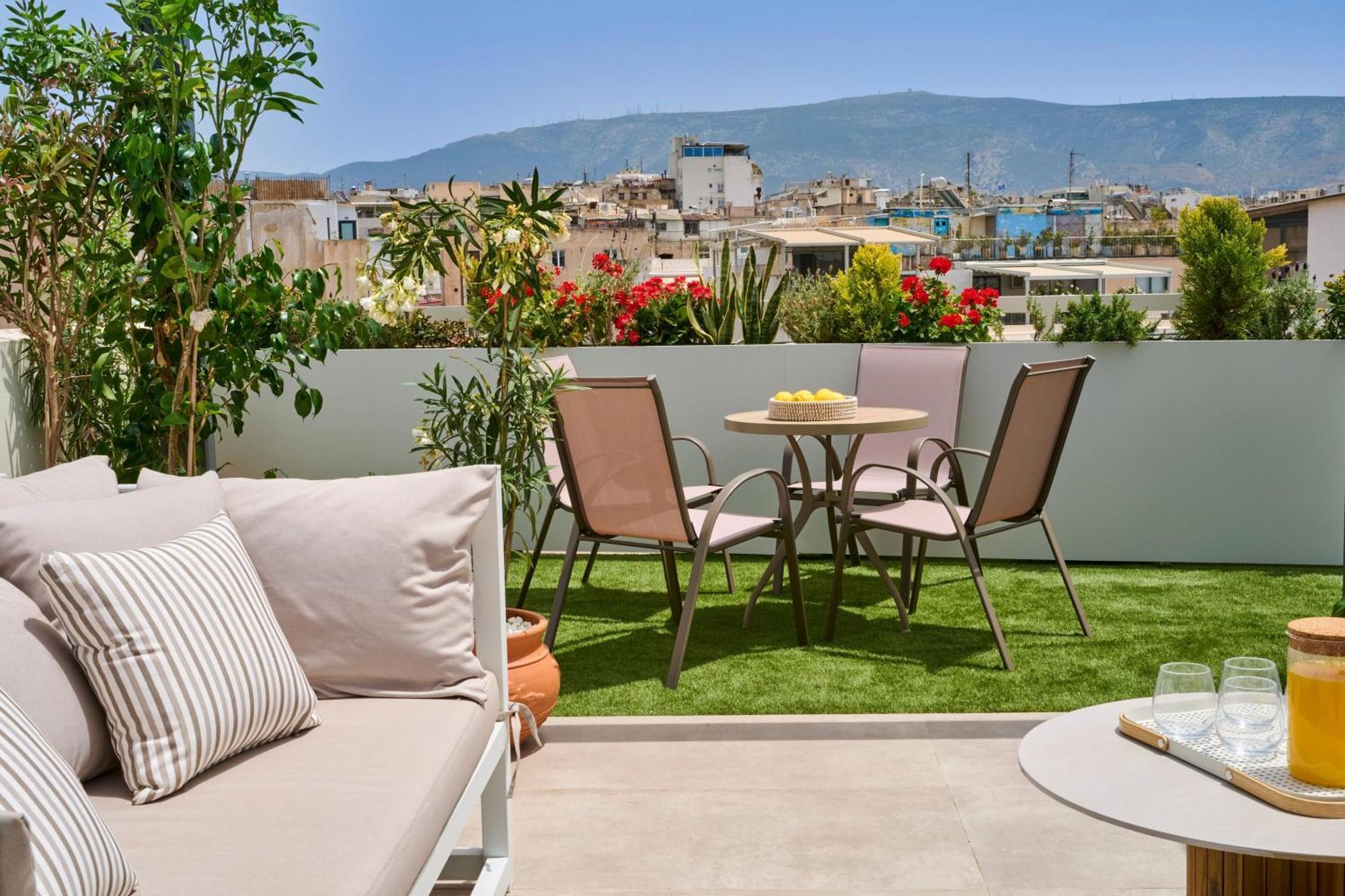 Acropolis Muses - Downtown Luxury Apartments アテネ エクステリア 写真