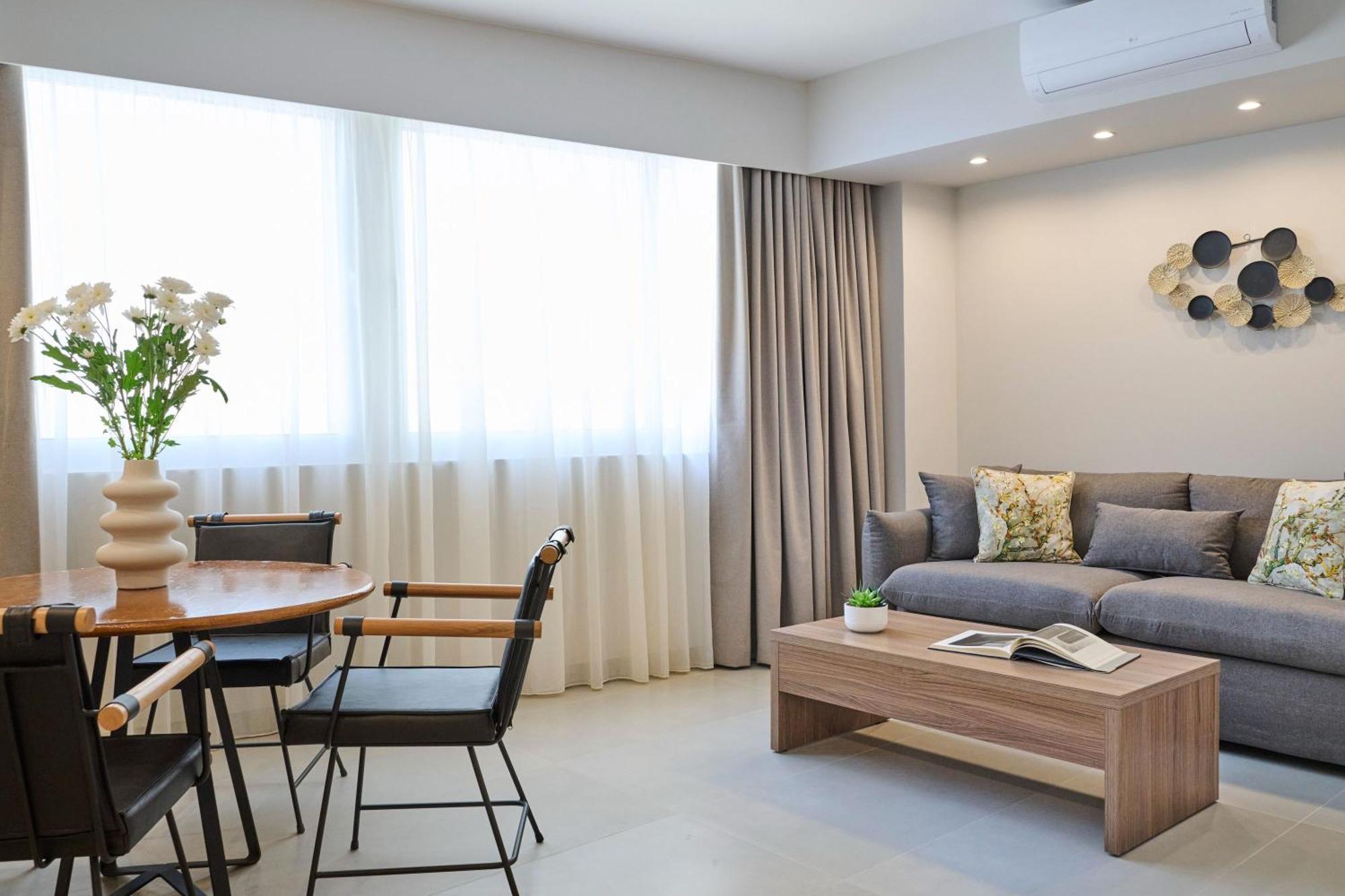 Acropolis Muses - Downtown Luxury Apartments アテネ エクステリア 写真