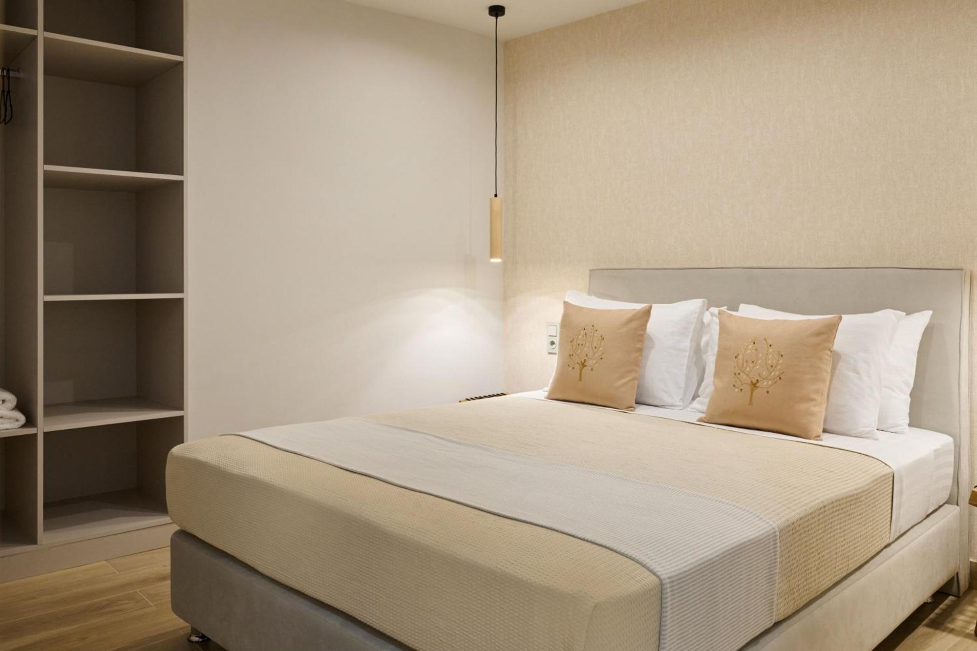Acropolis Muses - Downtown Luxury Apartments アテネ エクステリア 写真