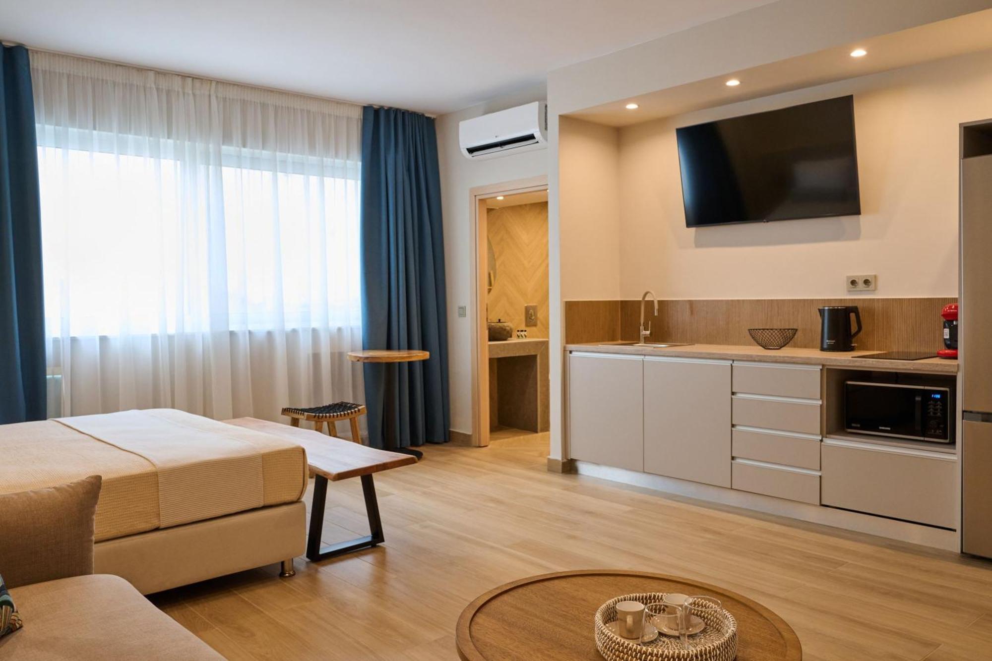 Acropolis Muses - Downtown Luxury Apartments アテネ エクステリア 写真