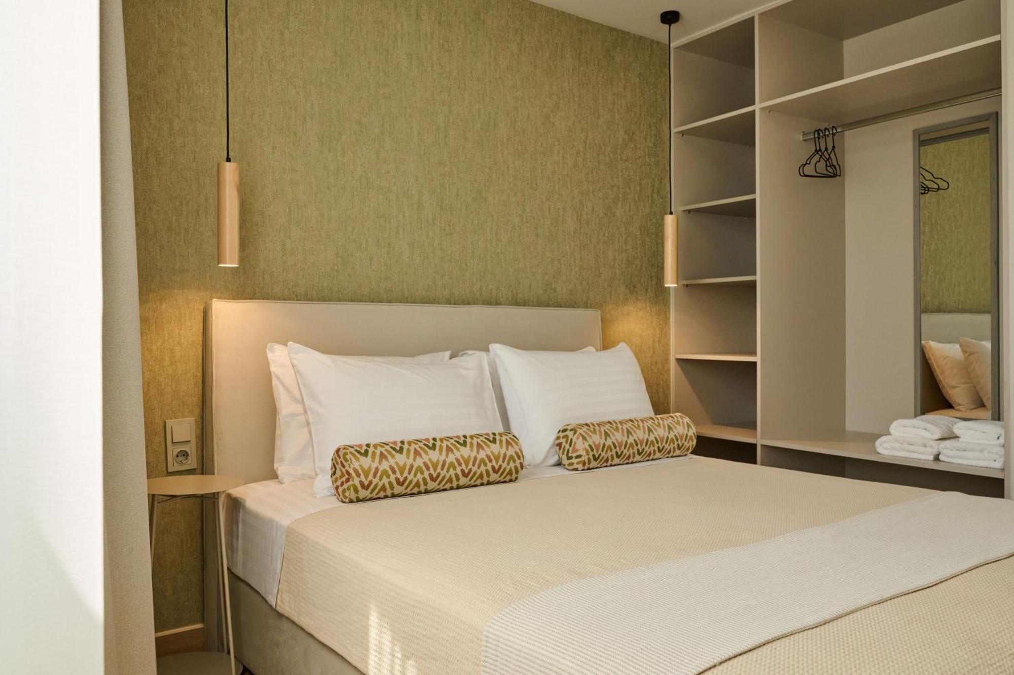 Acropolis Muses - Downtown Luxury Apartments アテネ エクステリア 写真